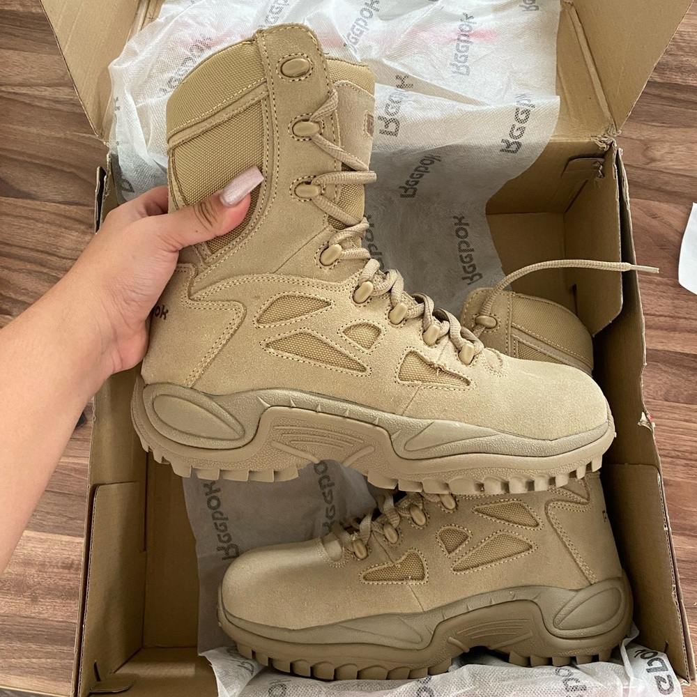 Reebok 8” Stealth Boot